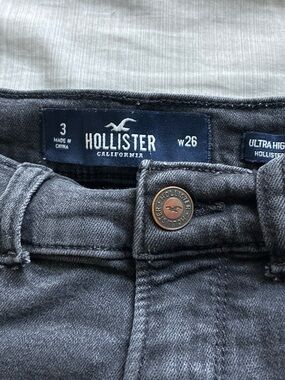 Hollister Black Ultra High Rise Jeans Shorts - Metal Button